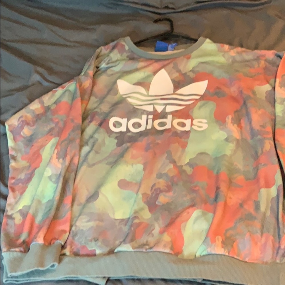 Addias’s track suit